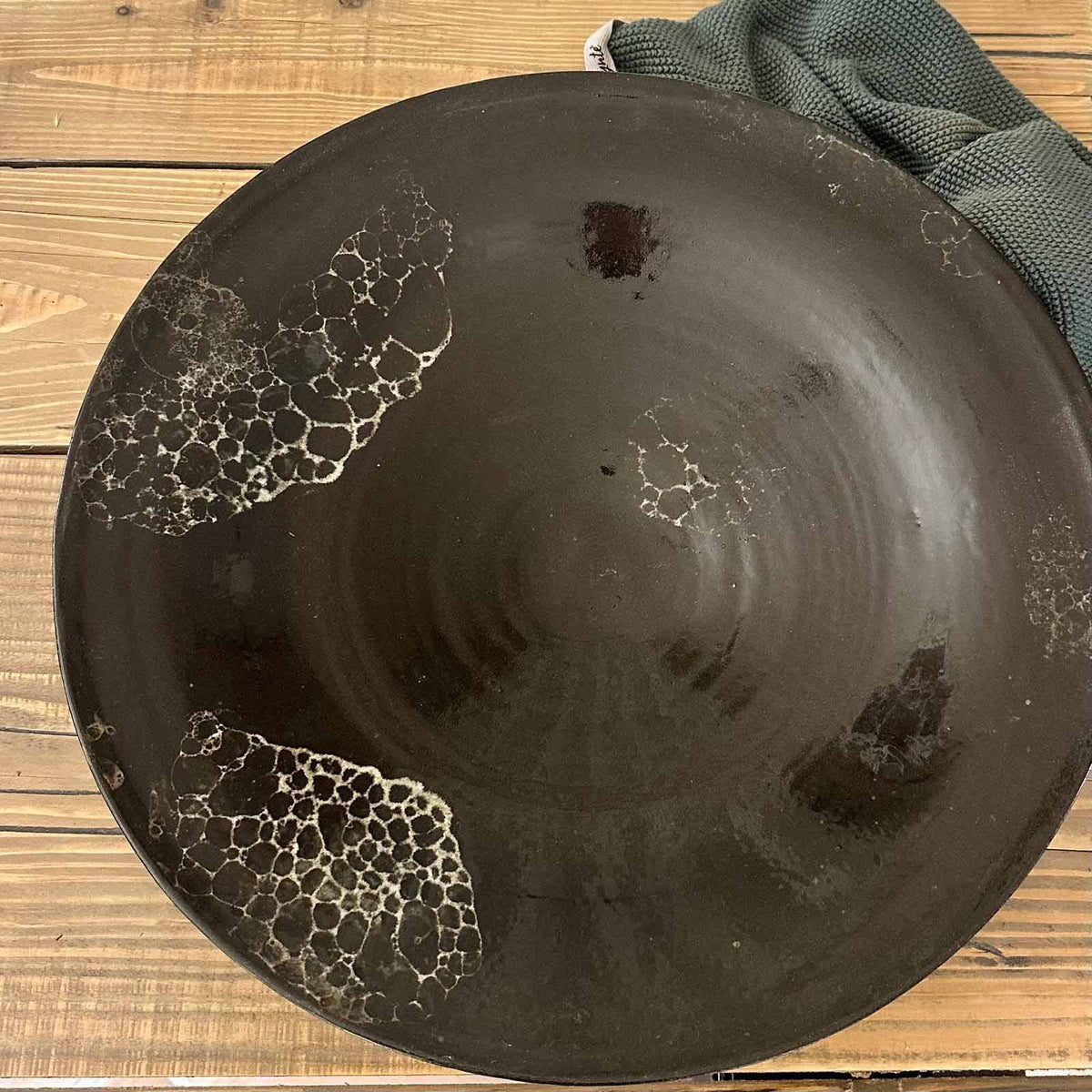 Obstschale aus Keramik XXL in schwarz - FRANZARTKERAMIK