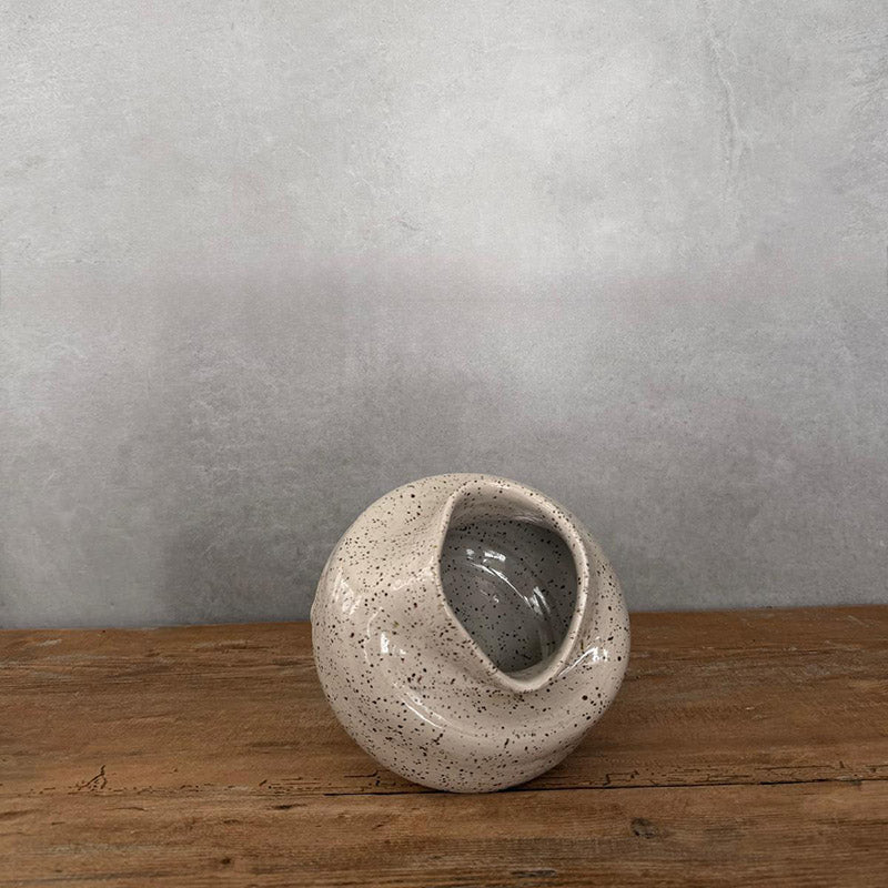 Keramikvase mit Falten, BOHEMIAN White - Unikat - FRANZARTKERAMIK