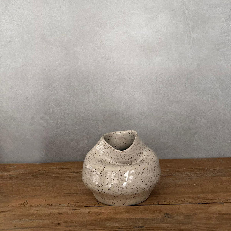Keramikvase mit Falten, BOHEMIAN White - Unikat - FRANZARTKERAMIK