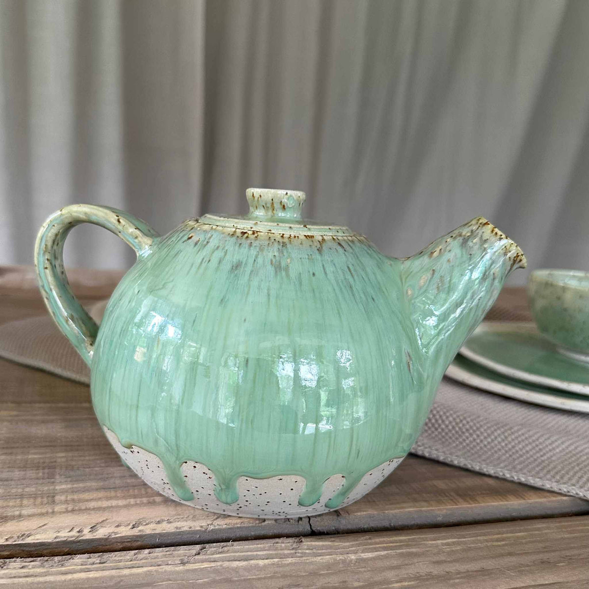 GREEN TEA Teekanne aus Steinzeugkeramik - FRANZARTKERAMIK