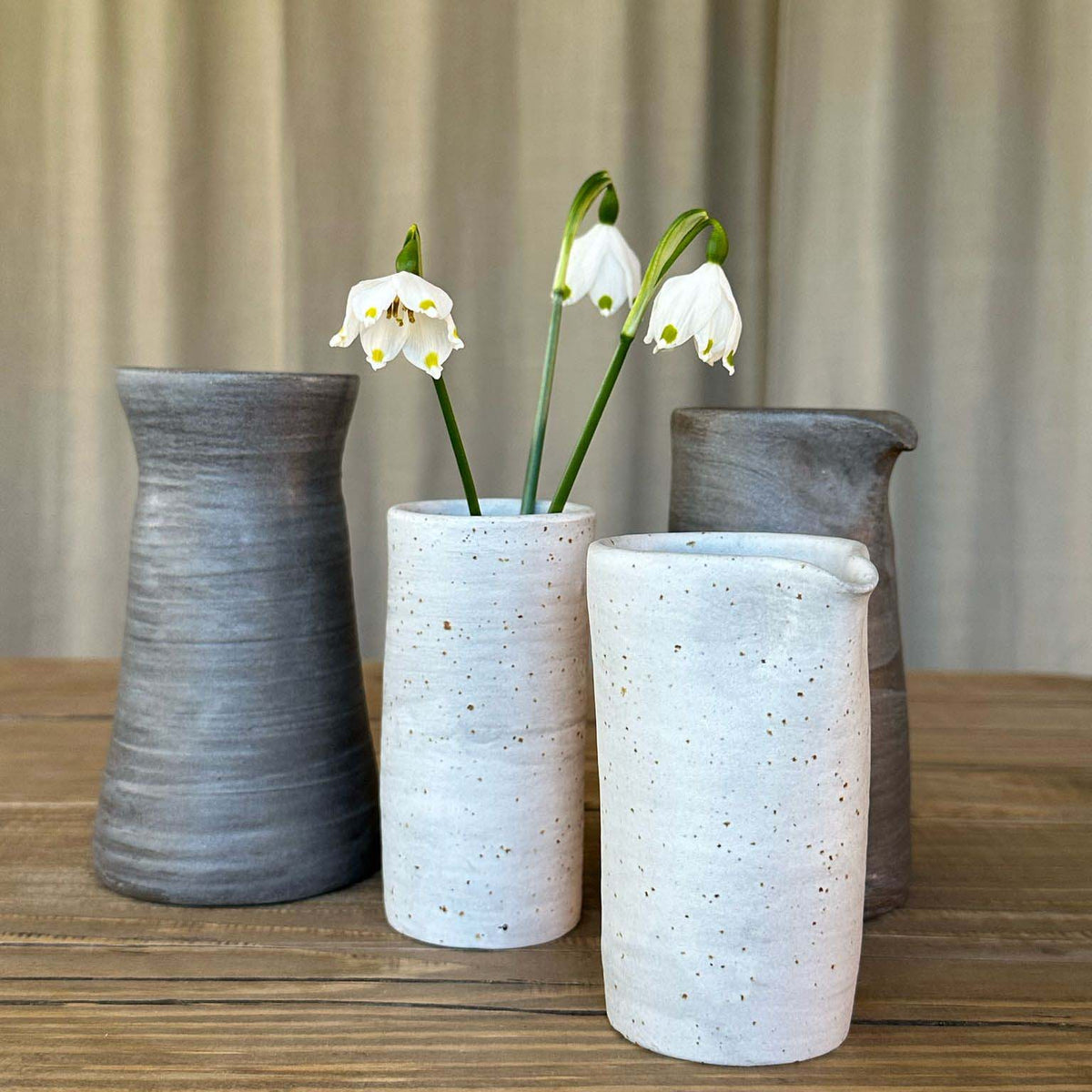 AREIA Natural Vase - handgemachte Keramikvase mittelgroß - FRANZARTKERAMIK