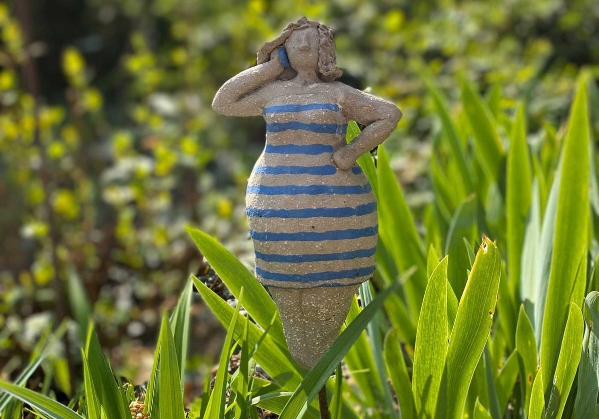 Gartenfigur aus Keramik