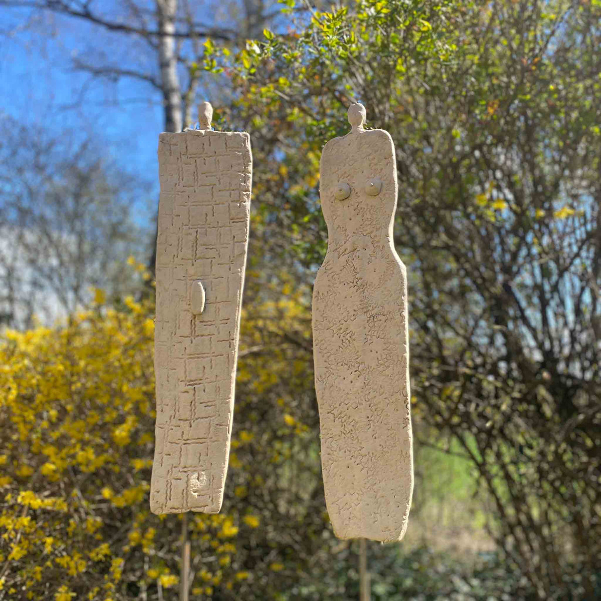 Gartenpaar (1), helle Steinzeugkeramik, Keramik Figuren groß - FRANZARTKERAMIK