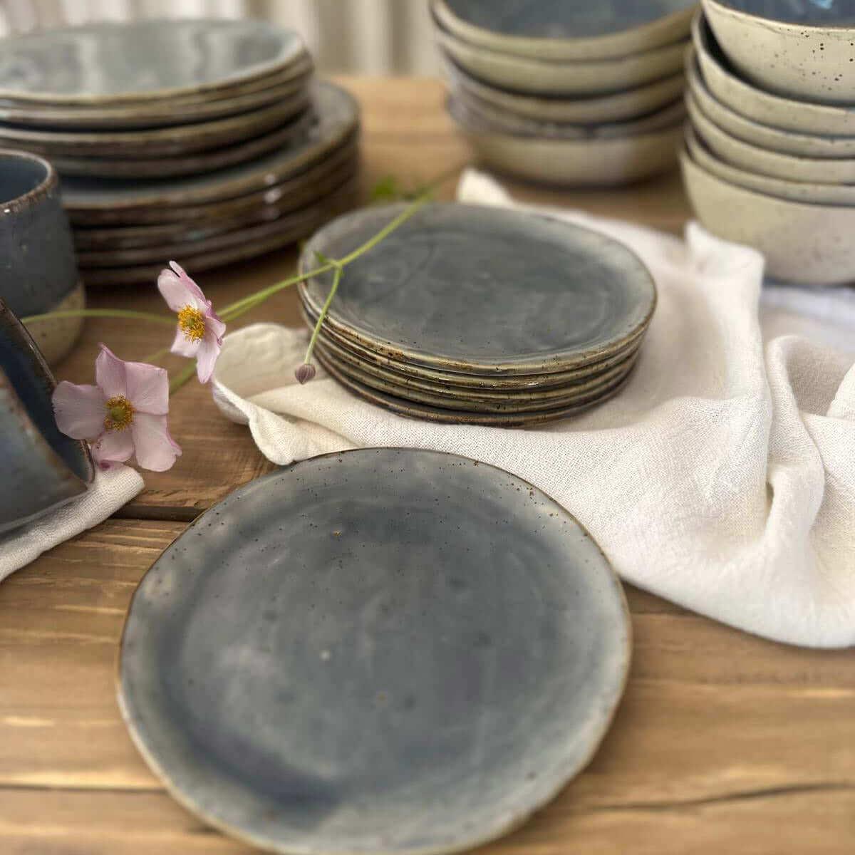 BOHEMIAN Blue handgetöpfertes Geschirrset, 12 Personen, blau - FRANZARTKERAMIK